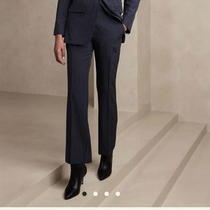 Banana Republic - Sculpted Cropped Bootcut Pants